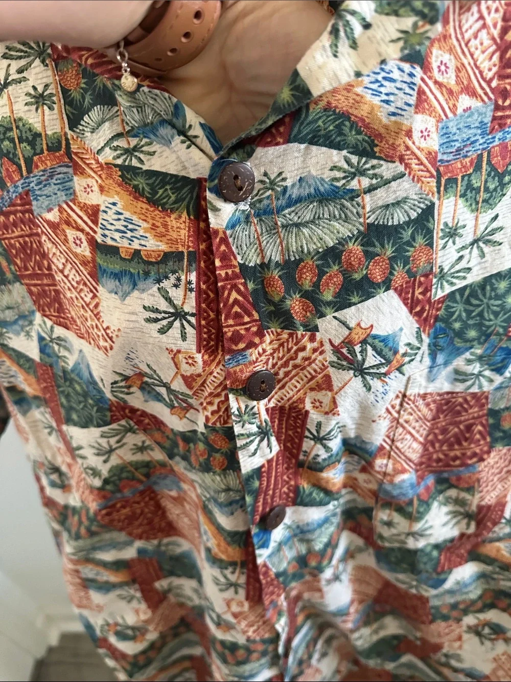 Vintage Hawaiian shirt